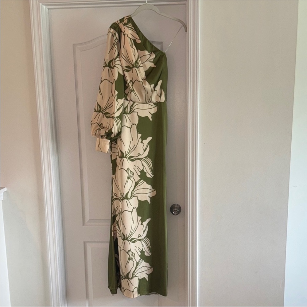 Kay Unger Green and Cream One Shoulder Dress